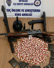 Malatya’da dikkat çeken uyuşturucu operasyonu: Islak mendil poşetlerinden yüzlerce hap çıktı
