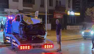 Çilesiz Mahallesi'nde Feci Kaza: Pikap ile Otomobil Çarpıştı, 3 Kişi Yaralandı