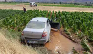 Malatya’da Otomobil Tarlaya Devrildi! Kazada 3 Kişi Yaralandı