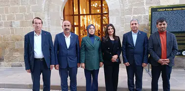 Darende’de Kadın Girişimcilere Anlamlı Ziyaret: Tarihi Bedestende Üretim Mesaisi