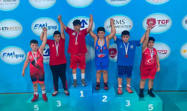 Darendeli Minik Güreşçi Miraç Hüseyin Kılıç’tan Türkiye Derecesi