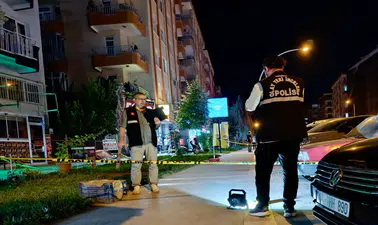 Malatya’da Gece Saatlerinde Bıçaklı Kavga: 21 Yaşındaki Genç Ağır Yaralandı