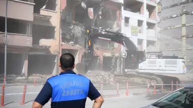 Yeşilyurt’ta Tehlike Oluşturan Bina İçin Karar Verildi: Ekipler Harekete Geçti