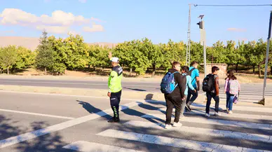 Malatya’da Okul Çevrelerinde Güvenlik Seferberliği: 5 Günde 704 Personel Görev Yaptı