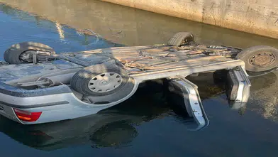 Direksiyon Hakimiyeti Kaybolan Araç Kanala Ters Döndü: 1 Yaralı