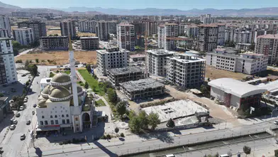 Yeşilyurt’ta Büyük Dönüşüm: 12 Bin 488 Bağımsız Bölüme Ruhsat Verildi, Başvurular Tamamlandı