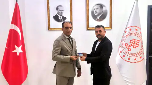 Malatyalı Sanatçı Oktay Demirci’ye Kültür ve Turizm Bakanlığından Önemli Unvan