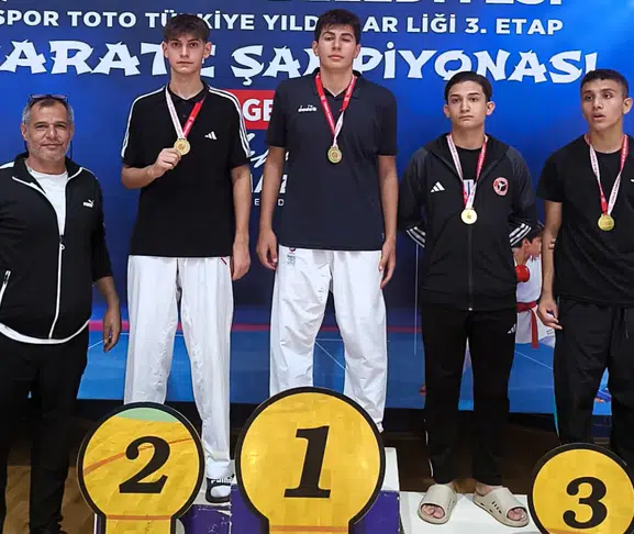 Malatya’ya Karate Şampiyonluğu Geldi! Mehmet Yusuf Çelik 24 İlin Yarıştığı Organizasyonda Zirveye Çıktı