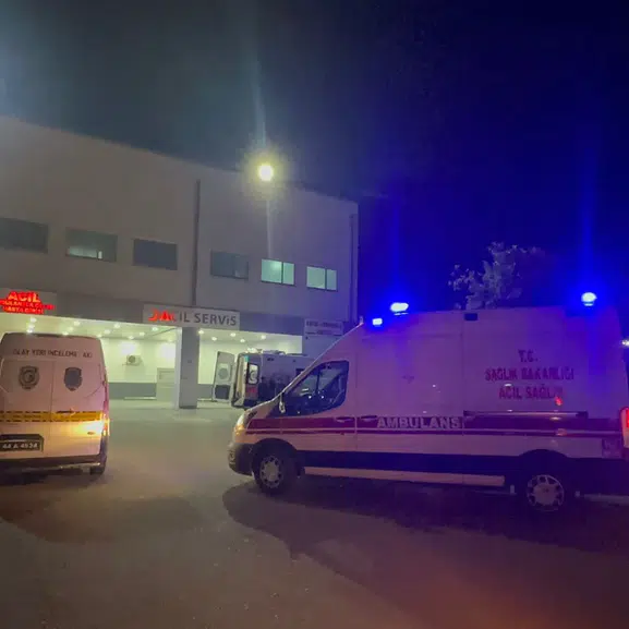 Malatya’da Gece Yarısı Bıçaklı Dehşet: 16 Yaşındaki Genç Yaralandı