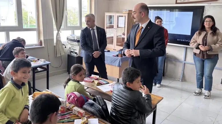 Doğanşehir’de Kaymakam Sungur’dan Öğrencilere Yakın İlgi