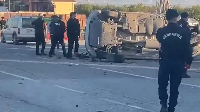 Malatya'da feci kaza: 2 kişi yaralandı