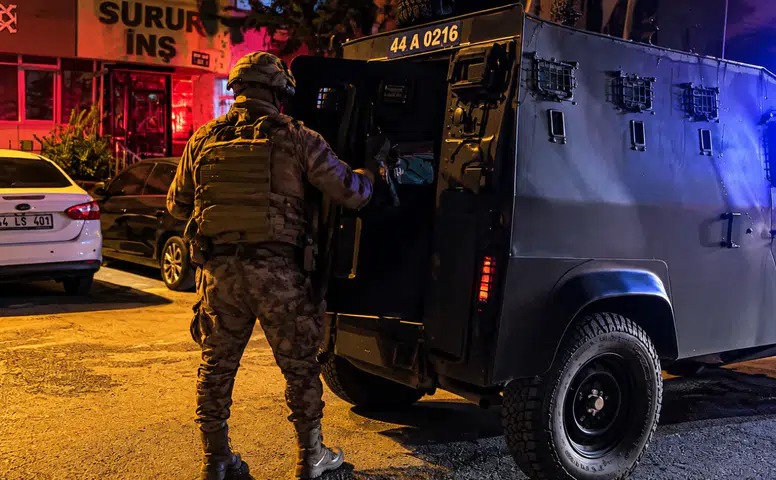 Malatya’da 2 Saatlik Gerginlik! Müge Anlı Talebi ve Özel Harekât Müdahalesi