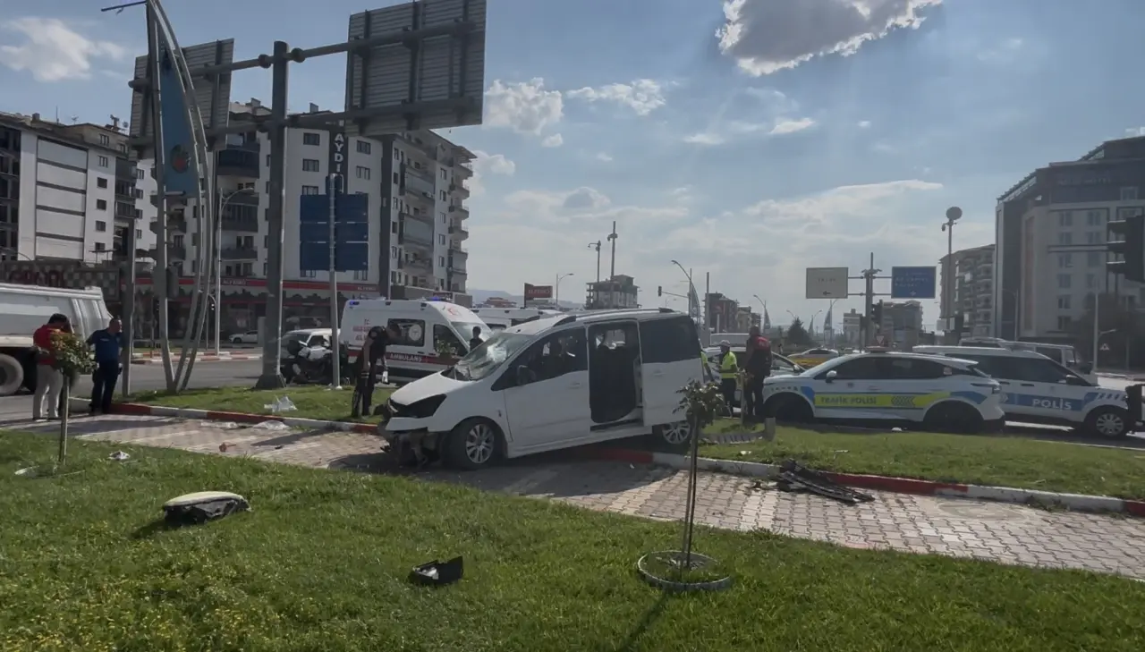 Malatya’da Peş Peşe İki Kaza! Aynı Gün İçinde 5 Kişi Yaralandı 2